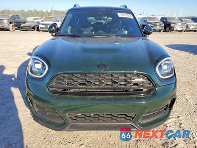 Piąte zdjęcie samochodu w środku: 2024 MINI COOPER JCW COUNTRYMAN ALL4 VIN:WMZ33BS08R3S29583 - miniatura