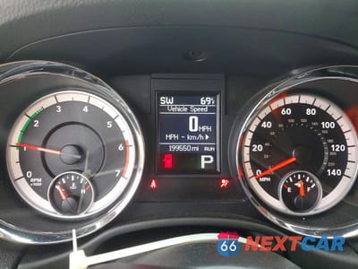 Zdjęcie 9 z 12 samochodu: 2013 DODGE DURANGO R/T VIN:1C4SDJCT9DC559396 - miniatura