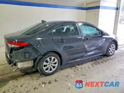 Trzecie zdjęcie samochodu z tyłu: 2025 TOYOTA COROLLA LE VIN:5YFB4MDE1SP333603 - miniatura