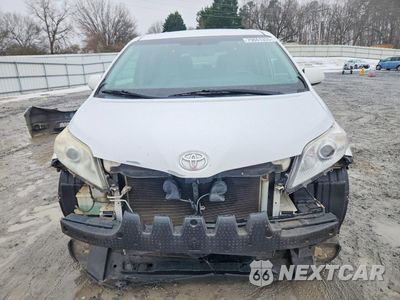 Piąte zdjęcie samochodu w środku: 2015 TOYOTA SIENNA LE VIN:5TDKK3DC3FS616399 - miniatura