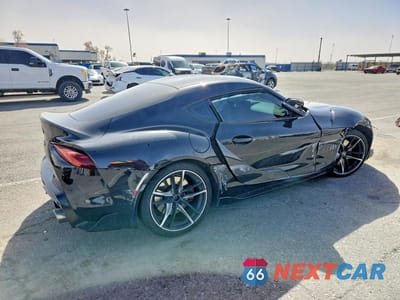 Trzecie zdjęcie samochodu z tyłu: 2022 TOYOTA GR SUPRA 3.0 PREMIUM VIN:WZ1DB0C02NW046670 - miniatura