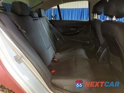 Zdjęcie 10 z 11 samochodu: 2018 BMW 320 XI VIN:WBA8E5G55JNV01907 - miniatura