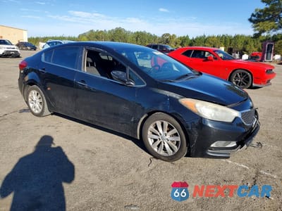 Czwarte zdjęcie samochodu z boku: 2015 KIA FORTE EX VIN:KNAFX4A89F5321366 - miniatura