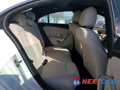 Zdjęcie 10 z 12 samochodu: 2023 MERCEDES-BENZ CLA 250 4MATIC VIN:W1K5J4HB7PN405324 - miniatura