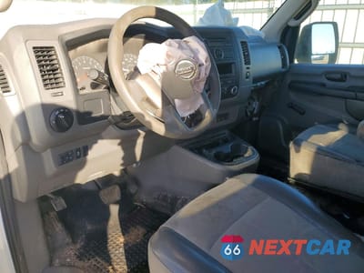 Zdjęcie 8 z 15 samochodu: 2014 NISSAN NV 2500 HD S VIN:1N6BF0LYXEN100963 - miniatura