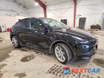 Czwarte zdjęcie samochodu z boku: 2024 TESLA MODEL Y VIN:7SAYGDEE4RA216569 - miniatura