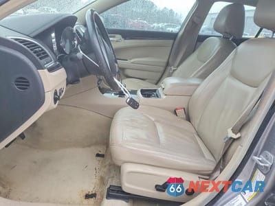 Zdjęcie 7 z 11 samochodu: 2014 CHRYSLER 300 VIN:2C3CCAAG2EH118984 - miniatura