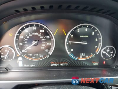 Zdjęcie 9 z 13 samochodu: 2017 BMW X5 XDRIVE35I VIN:5UXKR0C35H0V76701 - miniatura