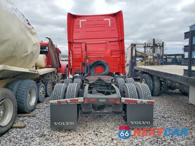 Zdjęcie 6 z 10 samochodu: 2017 VOLVO VNL SEMI TRUCK VIN:4V4NC9EH5HN980411 - miniatura