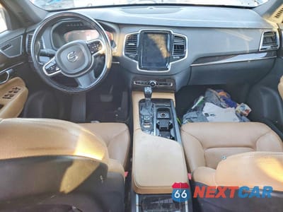 Zdjęcie 8 z 12 samochodu: 2018 VOLVO XC90 T6 VIN:YV4A22PK2J1368996 - miniatura