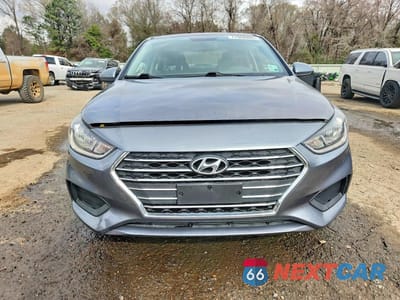 Piąte zdjęcie samochodu w środku: 2019 HYUNDAI ACCENT SE VIN:3KPC24A35KE083717 - miniatura