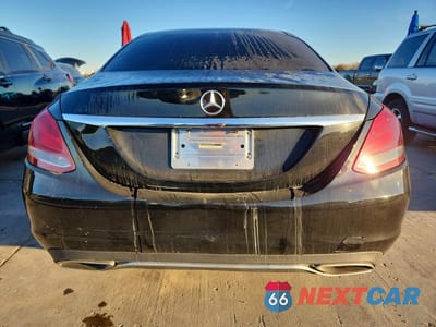 Zdjęcie 6 z 12 samochodu: 2017 MERCEDES-BENZ C 300 VIN:55SWF4JB9HU197021 - miniatura