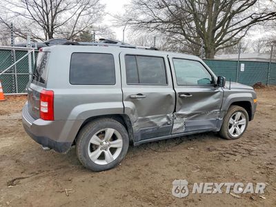 Trzecie zdjęcie samochodu z tyłu: 2013 JEEP PATRIOT LIMITED VIN:1C4NJRCB2DD151568 - miniatura