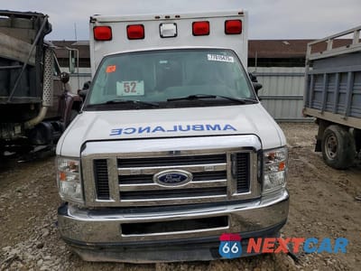 Piąte zdjęcie samochodu w środku: 2021 FORD ECONOLINE E350 SD AMBULANCE VIN:1FDWE3FN1MDC18605 - miniatura