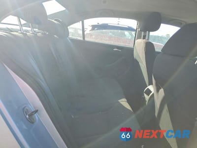 Zdjęcie 10 z 11 samochodu: 2011 VOLKSWAGEN JETTA BASE VIN:3VW1K7AJ2BM305754 - miniatura