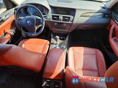 Zdjęcie 8 z 12 samochodu: 2013 BMW X3 XDRIVE28I VIN:5UXWX9C51DLK59892 - miniatura