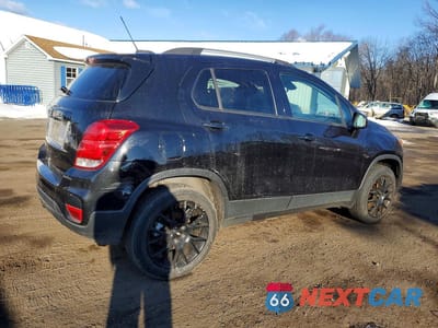 Trzecie zdjęcie samochodu z tyłu: 2022 CHEVROLET TRAX 1LT VIN:KL7CJPSM1NB535897 - miniatura