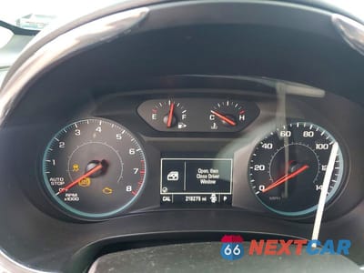 Zdjęcie 9 z 11 samochodu: 2017 CHEVROLET MALIBU LT VIN:1G1ZE5ST0HF134523 - miniatura