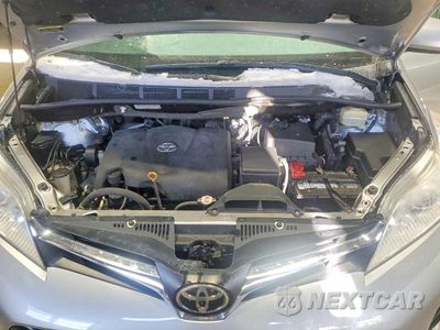 Zdjęcie 11 z 11 samochodu: 2018 TOYOTA SIENNA LE VIN:5TDKZ3DC7JS915558 - miniatura