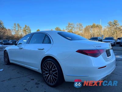 Trzecie zdjęcie samochodu z tyłu: 2021 MERCEDES-BENZ S 580 4MATIC VIN:W1K6G7GB6MA045696 - miniatura