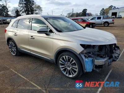 Czwarte zdjęcie samochodu z boku: 2017 LINCOLN MKX RESERVE VIN:2LMPJ6LR8HBL38278 - miniatura