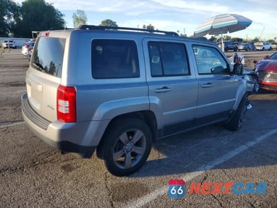 Trzecie zdjęcie samochodu z tyłu: 2015 JEEP PATRIOT LATITUDE VIN:1C4NJRFB8FD218298 - miniatura