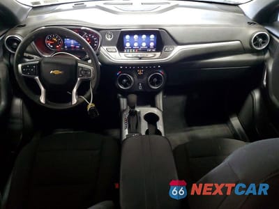 Zdjęcie 8 z 13 samochodu: 2021 CHEVROLET BLAZER 2LT VIN:3GNKBHRS2MS538260 - miniatura
