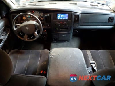 Zdjęcie 8 z 12 samochodu: 2005 DODGE RAM 3500 ST VIN:3D7LS38CX5G858625 - miniatura