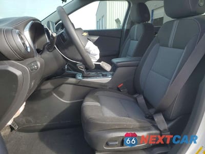 Zdjęcie 7 z 13 samochodu: 2023 CHEVROLET BLAZER 2LT VIN:3GNKBCR47PS176676 - miniatura