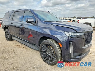 Czwarte zdjęcie samochodu z boku: 2022 CADILLAC ESCALADE ESV SPORT VIN:1GYS4NKL1NR346962 - miniatura