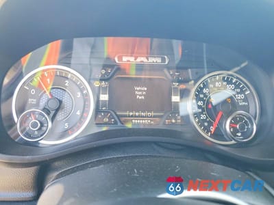 Zdjęcie 9 z 11 samochodu: 2022 RAM 2500 LARAMIE VIN:3C6UR5FL0NG391053 - miniatura