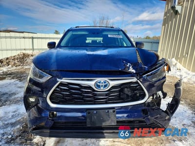 Piąte zdjęcie samochodu w środku: 2021 TOYOTA HIGHLANDER HYBRID XLE VIN:5TDGBRCH6MS525842 - miniatura