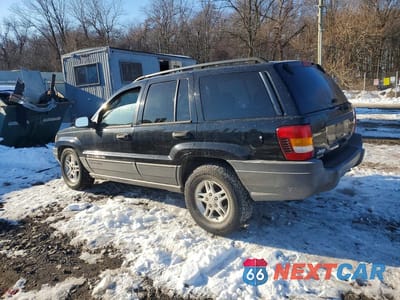 Drugie zdjęcie samochodu z przodu: 2002 JEEP GRAND CHEROKEE LAREDO VIN:1J4GW48S82C178860 - miniatura
