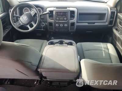 Zdjęcie 8 z 12 samochodu: 2014 RAM 3500 ST VIN:3C63RRGL4EG329544 - miniatura