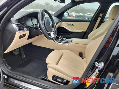 Zdjęcie 7 z 11 samochodu: 2021 BMW 330I VIN:3MW5R1J01M8B86396 - miniatura