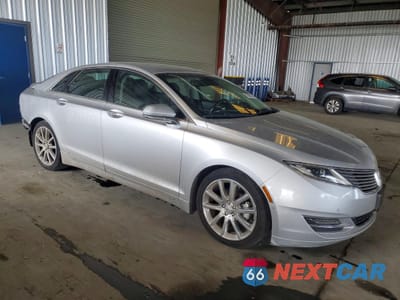 Czwarte zdjęcie samochodu z boku: 2016 LINCOLN MKZ HYBRID VIN:3LN6L2LU9GR606656 - miniatura