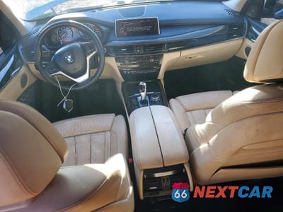Zdjęcie 8 z 12 samochodu: 2016 BMW X5 XDR40E VIN:5UXKT0C52G0S77992 - miniatura