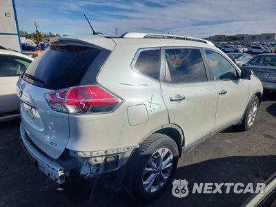 Trzecie zdjęcie samochodu z tyłu: 2016 NISSAN ROGUE S VIN:KNMAT2MT3GP704125 - miniatura