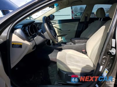 Zdjęcie 7 z 12 samochodu: 2011 KIA OPTIMA LX VIN:KNAGM4A78B5149264 - miniatura