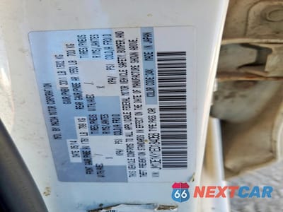 Zdjęcie 12 z 13 samochodu: 2014 MAZDA 2 VIN:JM1DE1KY1E0184058 - miniatura