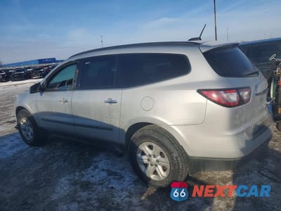 Drugie zdjęcie samochodu z przodu: 2017 CHEVROLET TRAVERSE LS VIN:1GNKVFED1HJ200049 - miniatura