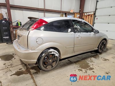 Trzecie zdjęcie samochodu z tyłu: 2002 FORD FOCUS SVT VIN:3FAHP39522R191119 - miniatura