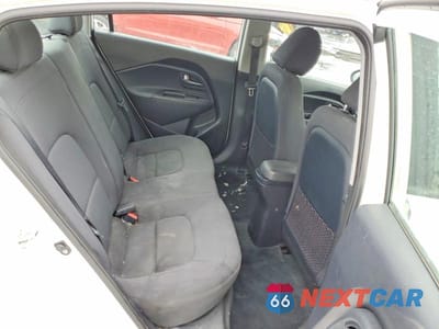 Zdjęcie 10 z 13 samochodu: 2013 KIA RIO EX VIN:KNADN4A33D6300375 - miniatura