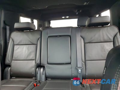 Zdjęcie 10 z 14 samochodu: 2021 CHEVROLET SUBURBAN K1500 HIGH COUNTRY VIN:1GNSKGKTXMR349145 - miniatura