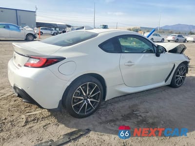 Trzecie zdjęcie samochodu z tyłu: 2023 TOYOTA GR 86 VIN:JF1ZNBC15P8762752 - miniatura