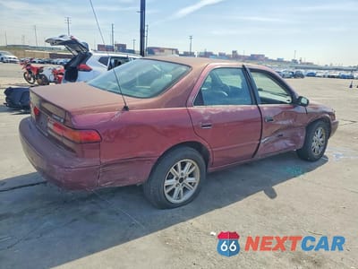 Trzecie zdjęcie samochodu z tyłu: 1998 TOYOTA CAMRY CE VIN:4T1BG22K0WU373258 - miniatura