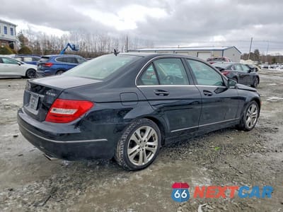 Trzecie zdjęcie samochodu z tyłu: 2012 MERCEDES-BENZ C 300 4MATIC VIN:WDDGF8BB8CF916586 - miniatura