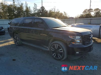 Czwarte zdjęcie samochodu z boku: 2020 CHEVROLET SUBURBAN K1500 LT VIN:1GNSKHKC8LR101352 - miniatura