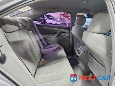 Zdjęcie 10 z 11 samochodu: 2009 TOYOTA CAMRY HYBRID BASE VIN:4T1BB46K89U111061 - miniatura