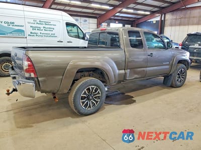 Trzecie zdjęcie samochodu z tyłu: 2012 TOYOTA TACOMA BASE VIN:5TFUX4EN9CX013544 - miniatura